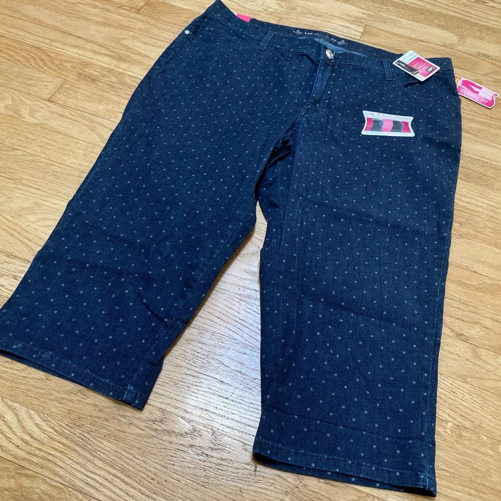 NWT Lee Classic Fit stretch polka-dot capris 18W